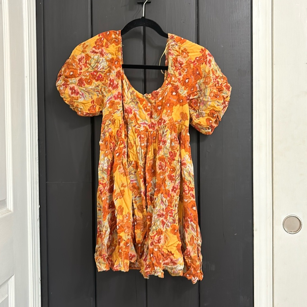 Floral mini dress size S
